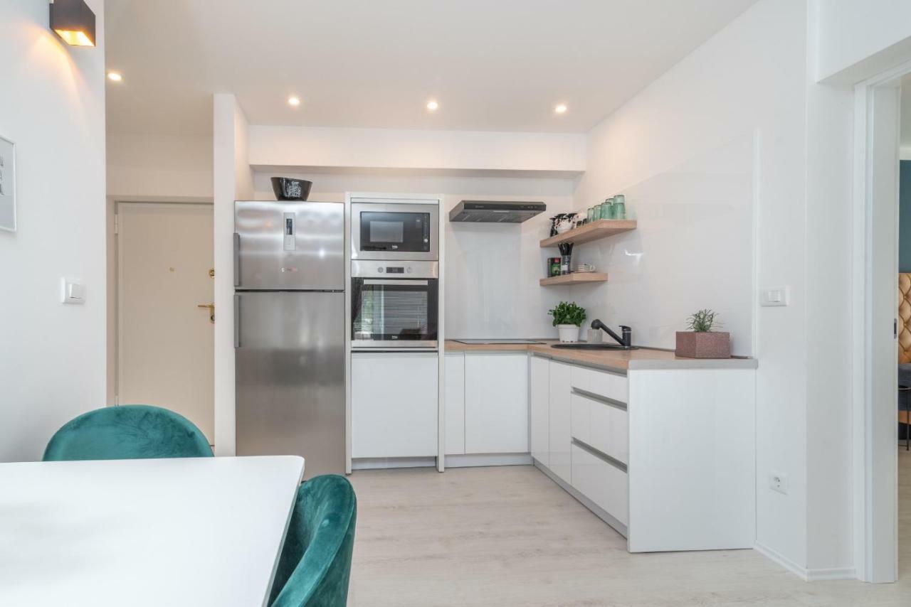 Apartment Aron Trogir Eksteriør bilde